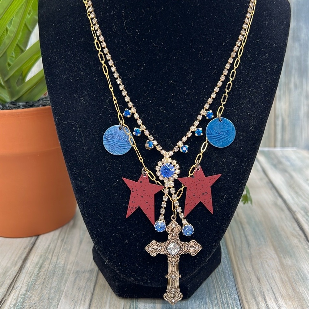 ⭐️Adorned crown patriotic July 4the star spangled layer necklace - Picture 6 of 11